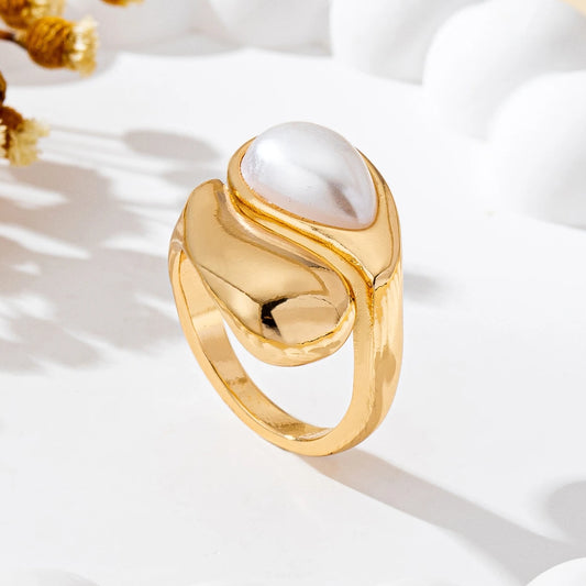 Valencia Pearl Ring
