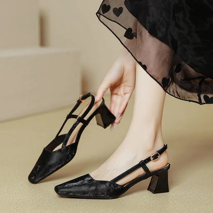 Sorella Velvet Pump